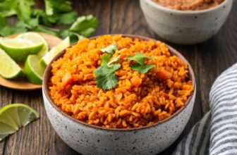 Instant Pot Mexican Rice | Cookies and Cups