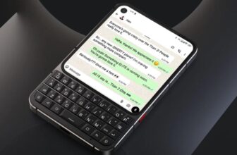 QWERTY Phones Are Really Trying to Make a Comeback This Year