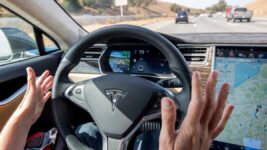 Tesla Relents, Reportedly Stops Using the Term ‘Autopilot’ in California