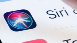 Long Delayed Siri Functions Are Reportedly Being Delayed Once Again Because They’re Slow and Inaccurate
