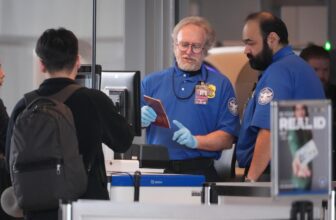 Verizon waives late fees for federal workers affected by partial DHS shutdown