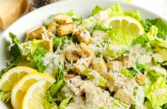 Caesar Salad (Classic Homemade Dressing)